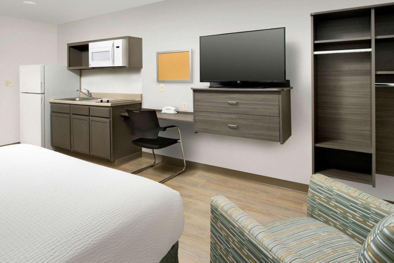 WoodSpring Suites Broken Arrow Tulsa Exterior foto