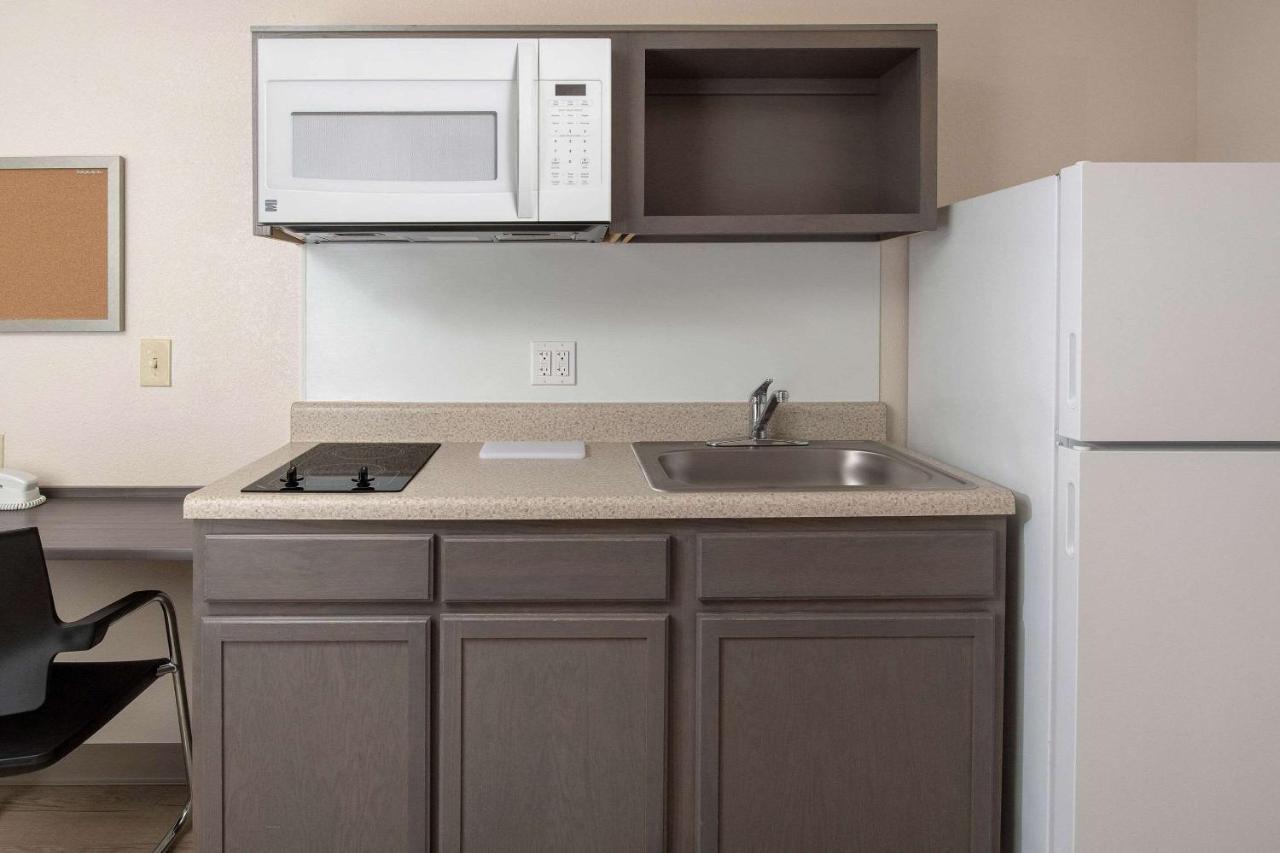 WoodSpring Suites Broken Arrow Tulsa Exterior foto
