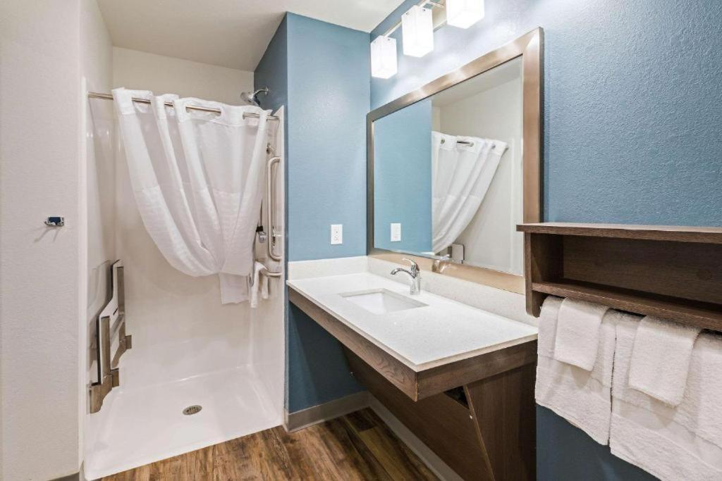 WoodSpring Suites Broken Arrow Tulsa Exterior foto