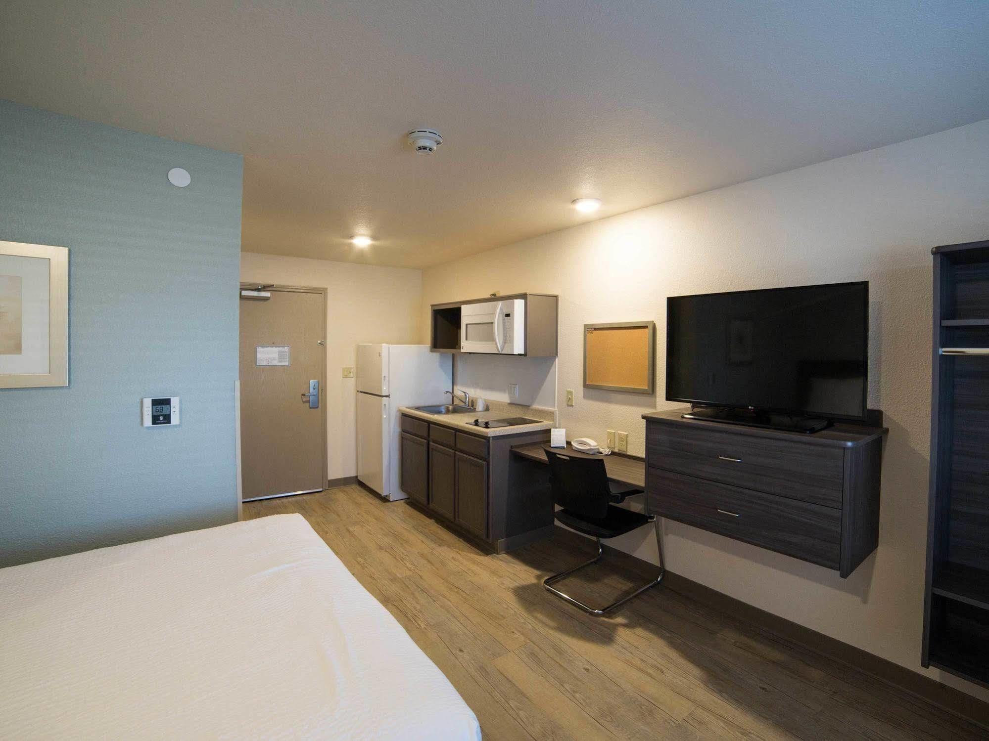 WoodSpring Suites Broken Arrow Tulsa Exterior foto