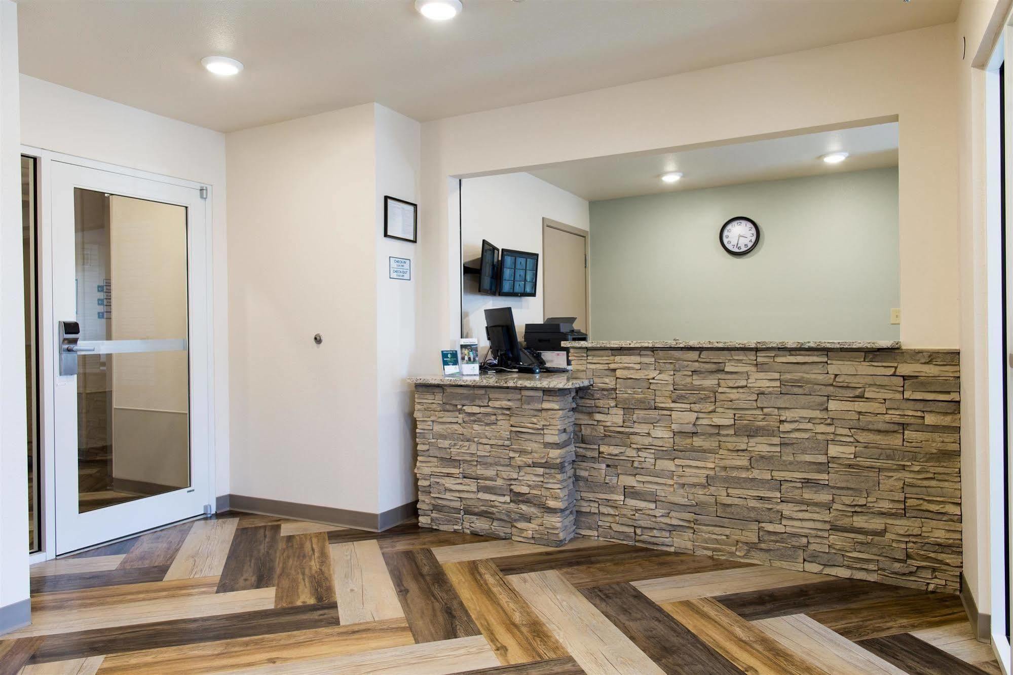 WoodSpring Suites Broken Arrow Tulsa Exterior foto